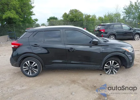 2018 Nissan Kicks Sv из США, поврежденный, VIN 3N1CP5CU3JL525758